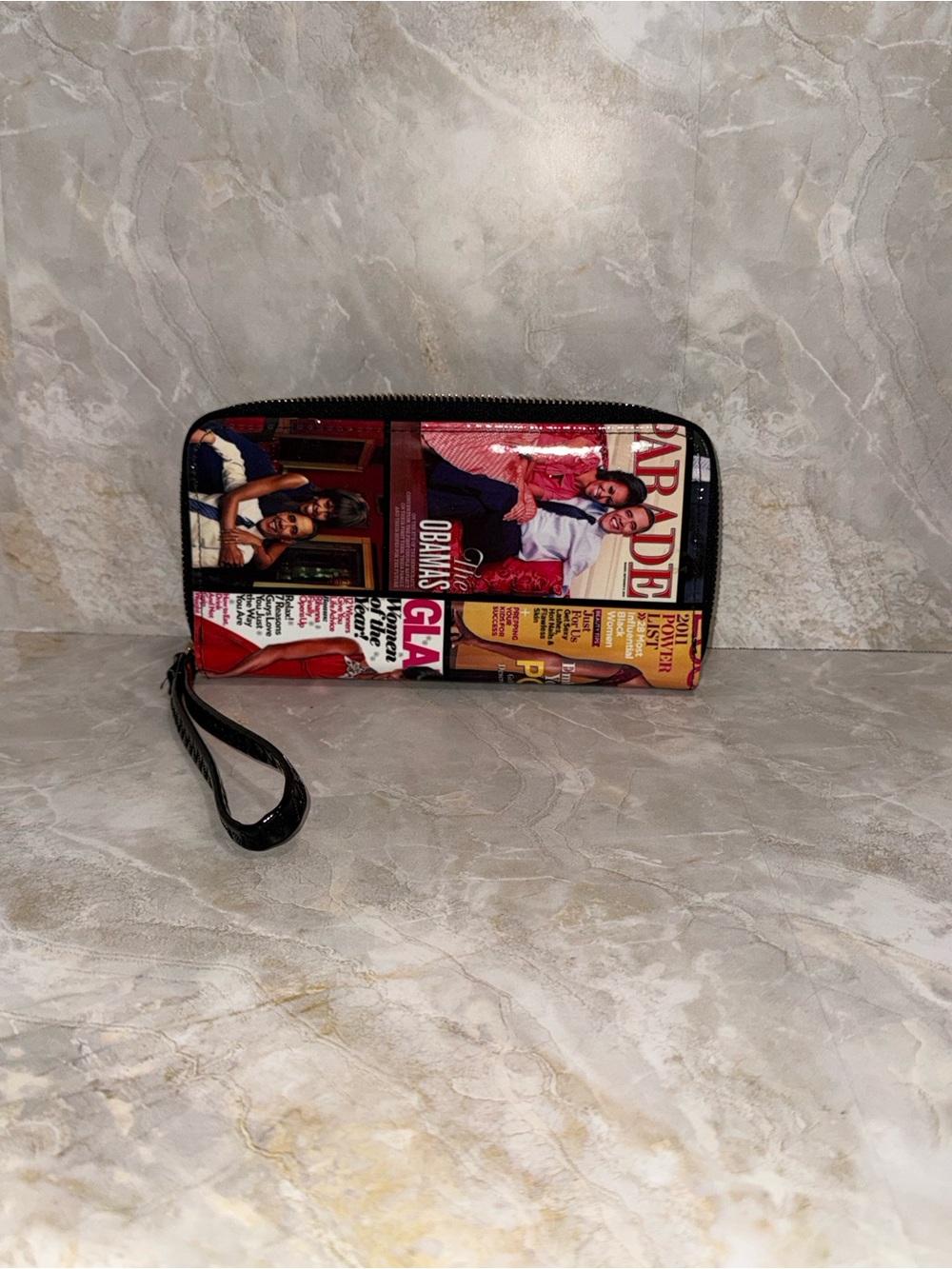 OBAMA’s Printed Magazine-Style | Wristlet Wallet